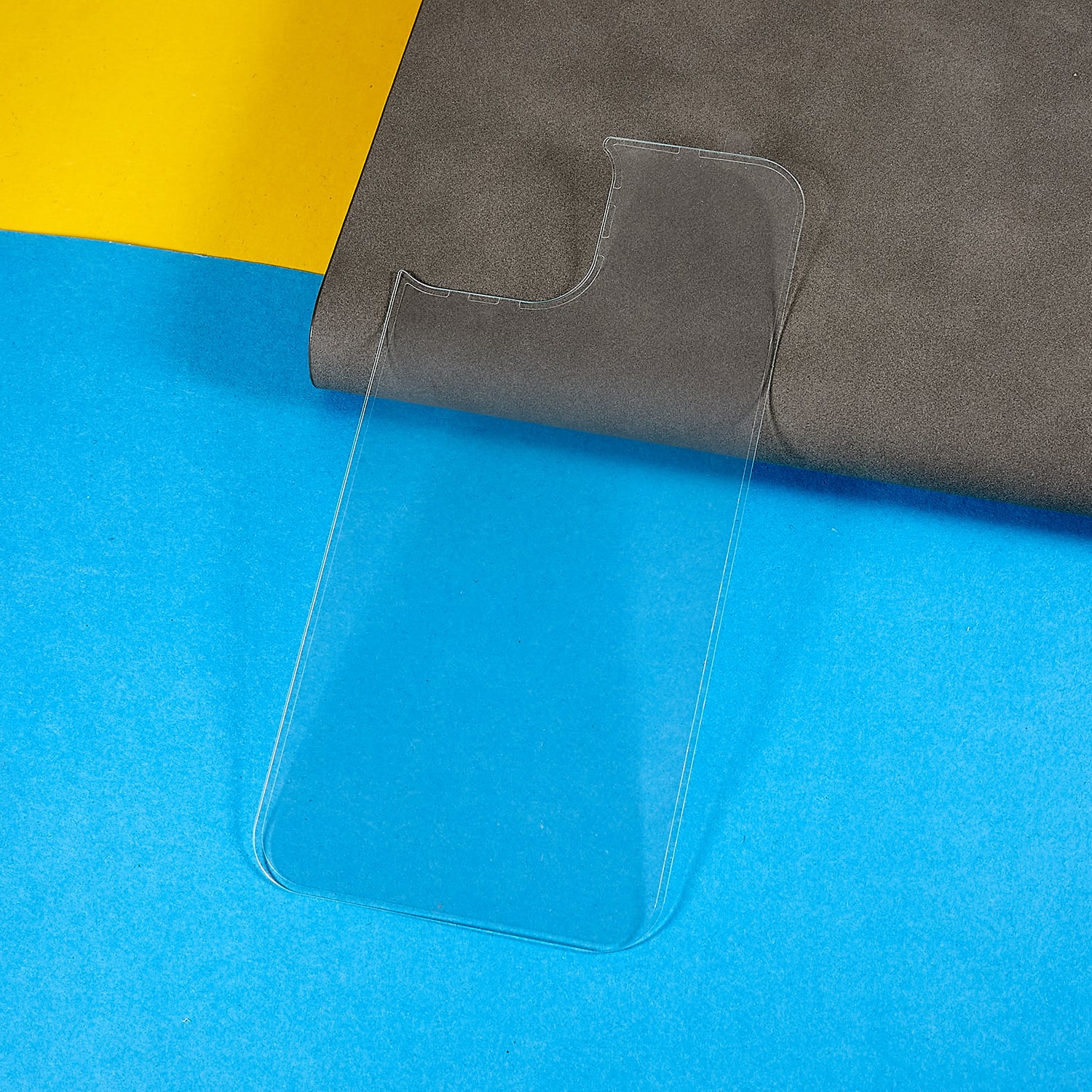 RURIHAI 3D Hot Bending Phone Back Protector for iPhone 14 Plus 0.26mm High Aluminum-silicon Glass Back Film RURIHAI 3D Hot Bending Phone Back Protector for iPhone 14 Plus 0.26mm High Aluminum-silicon Glass Back Film